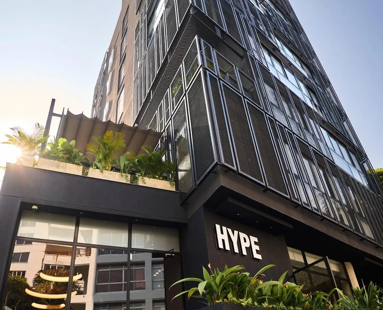 Hype States Cali Aparthotel