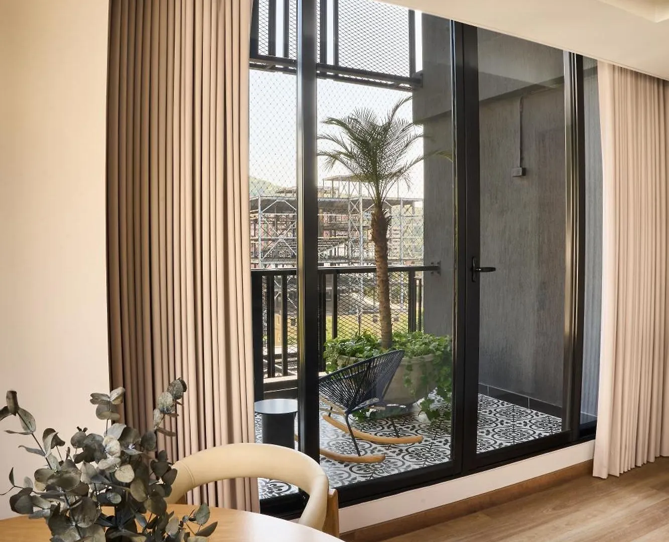 Hype States Cali Aparthotel