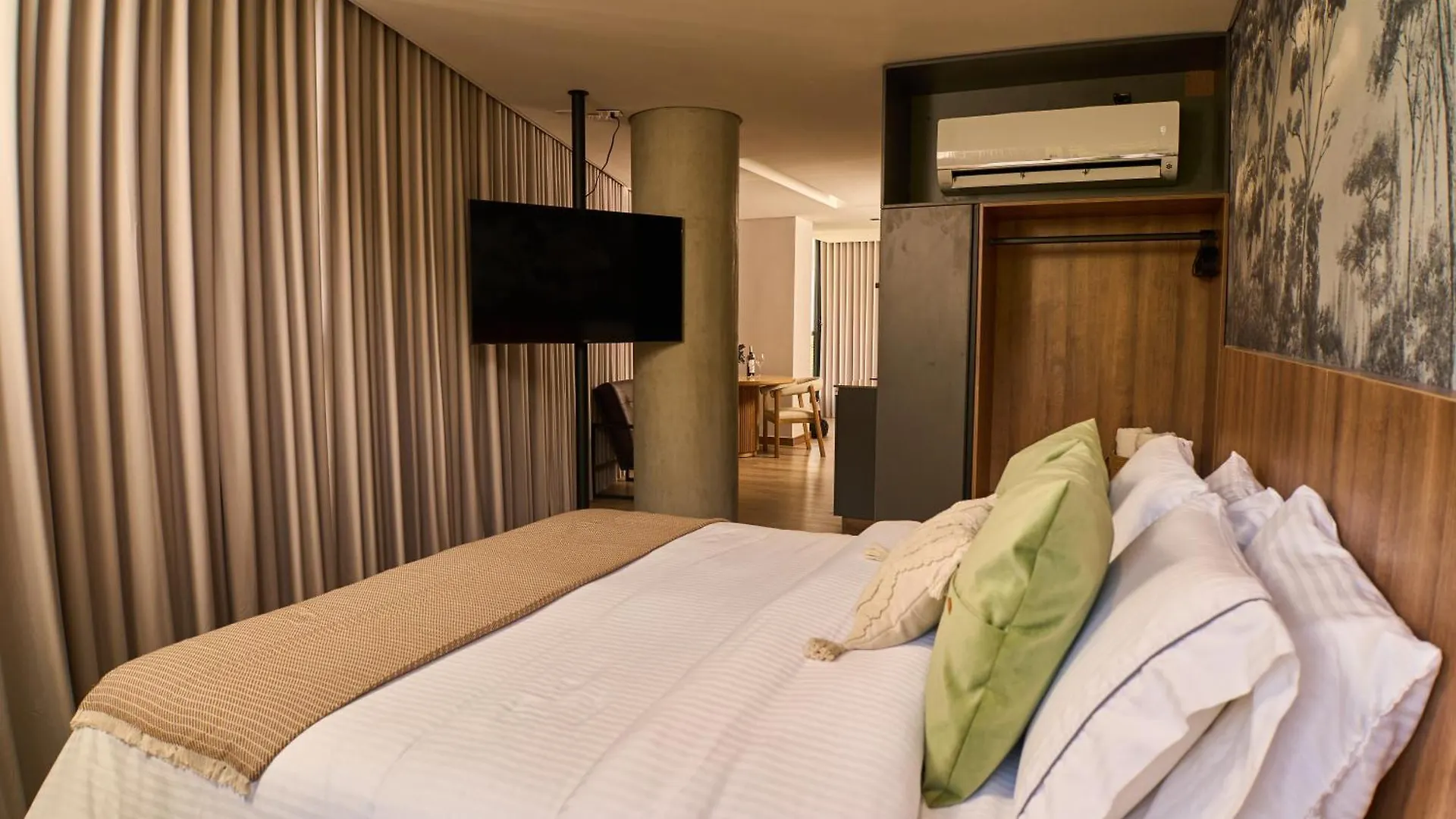 Hype States Cali Aparthotel