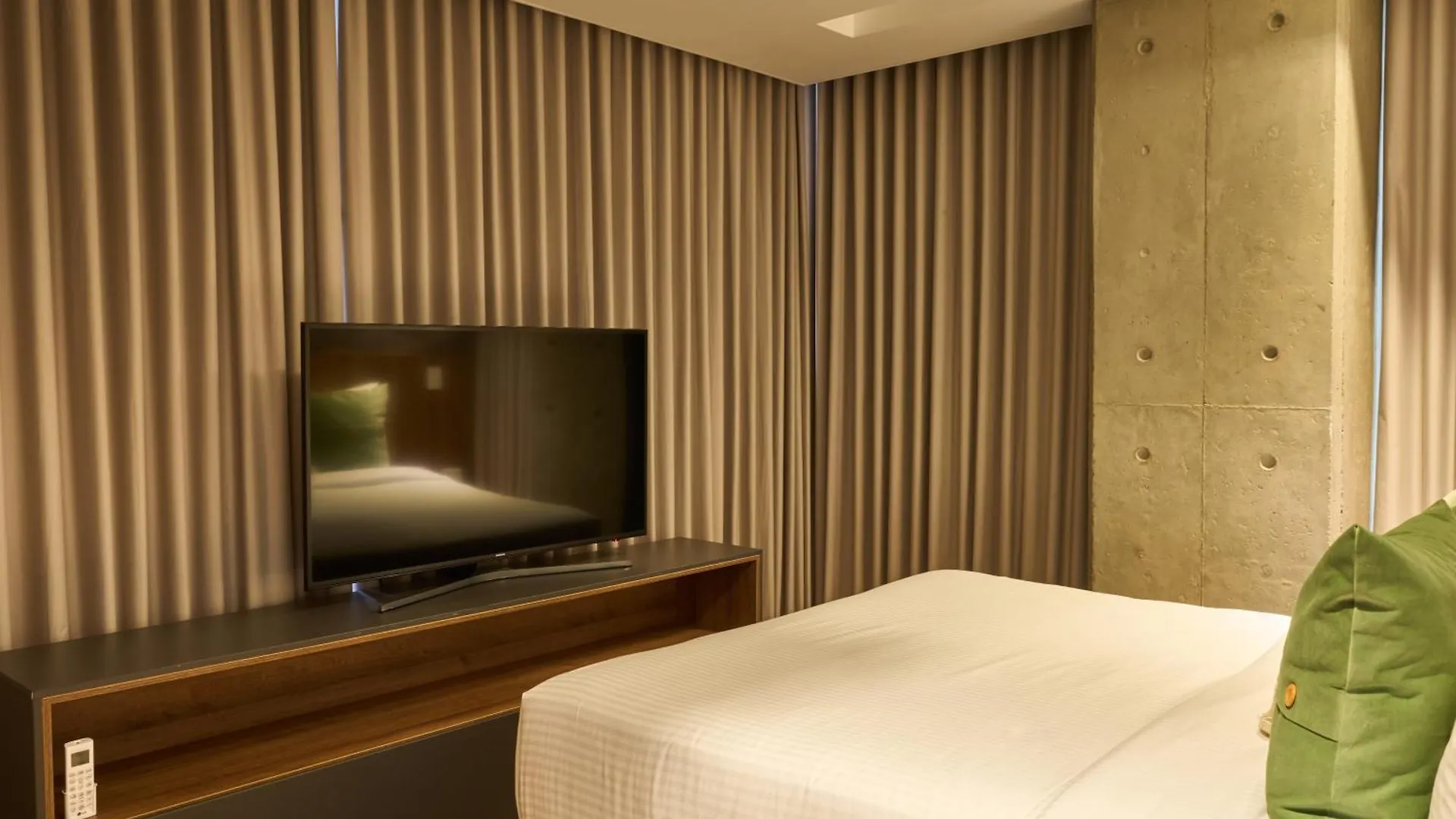 Hype States Cali Aparthotel 0*,
