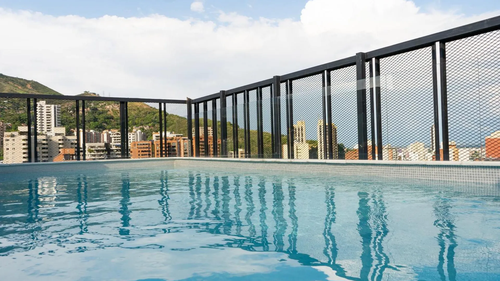Hype States Cali Aparthotel 0*,  Colombia
