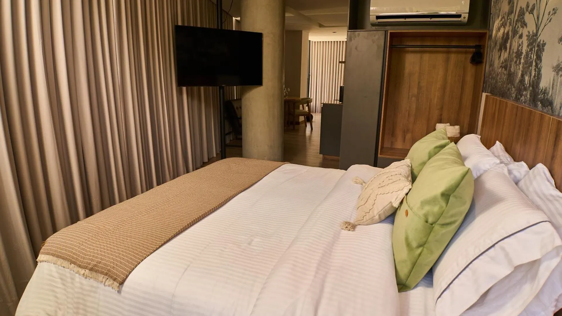Hype States Cali Aparthotel